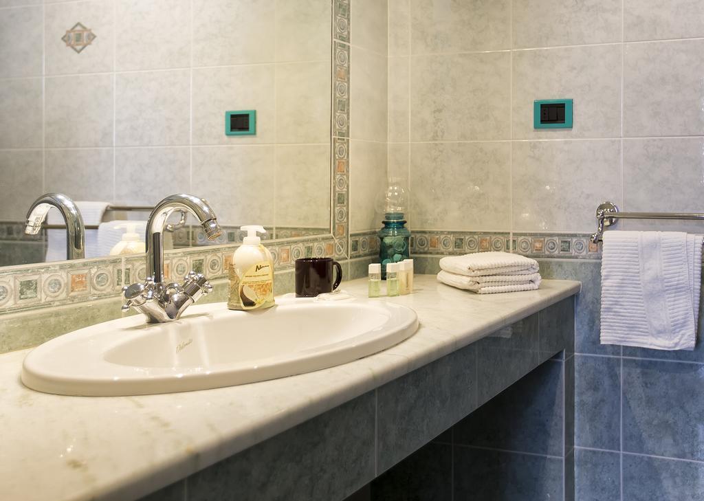 Morpheo Rooms Альгеро Экстерьер фото